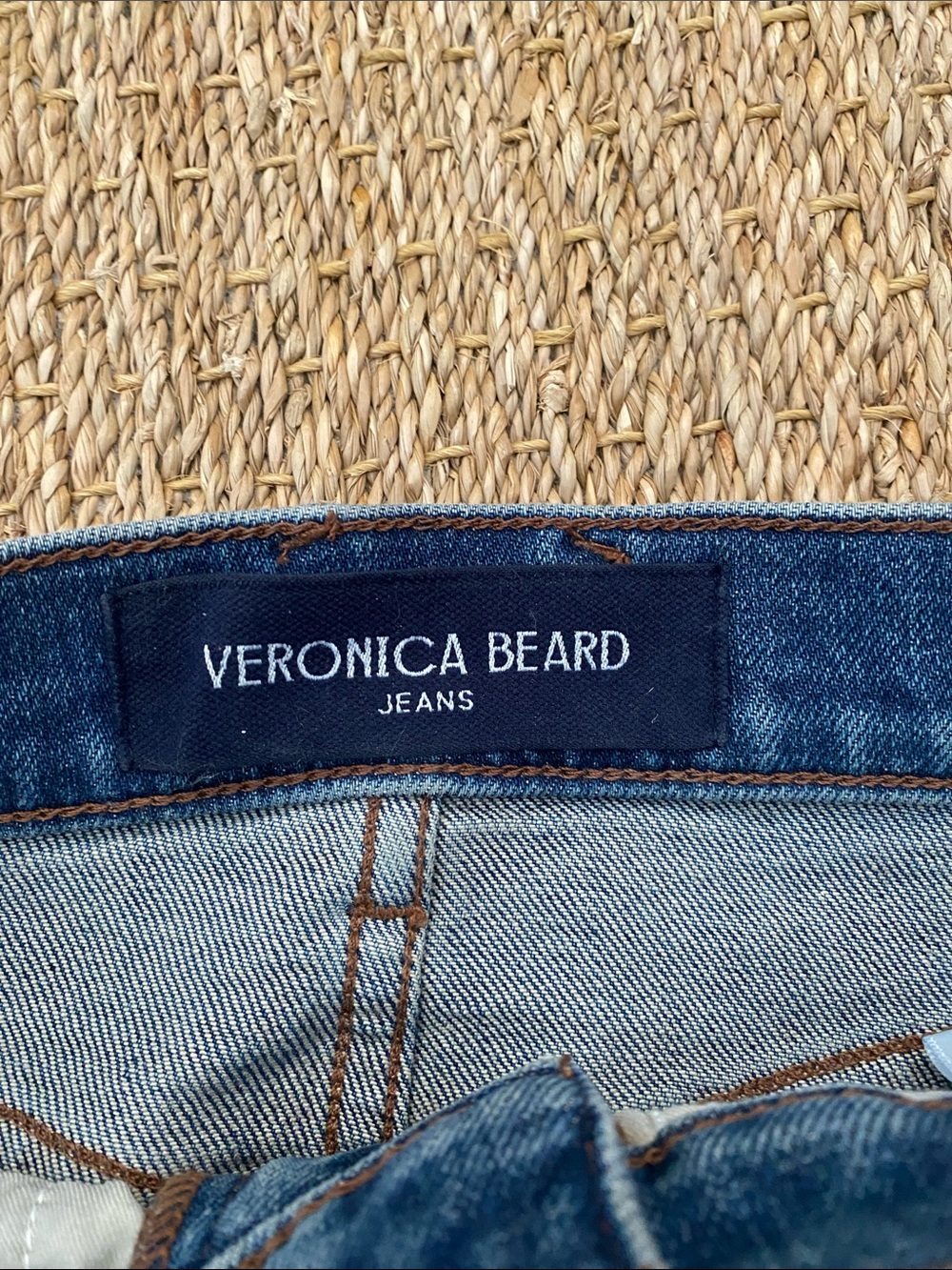 Veronica Beard Dylan Cuffed Jeans Size 24 NWOT - Picture 2 of 4